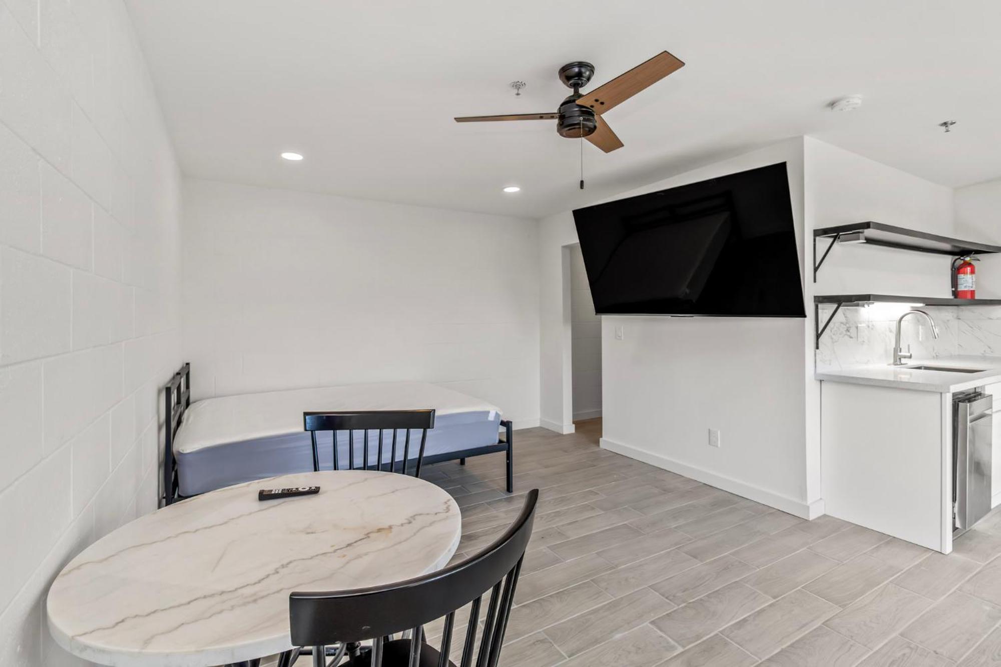 Studios On Fourth McAllen Exterior foto